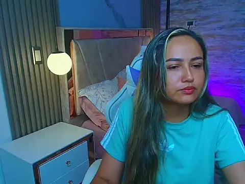 lila cute1 online show from October 7, 11:36 am