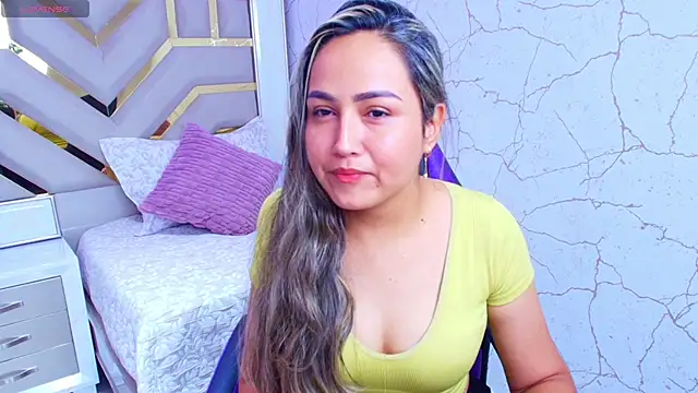 lila cute1 online show from October 29, 1:15 pm