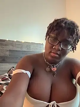 St4G1rL online show from October 7, 7:18 pm