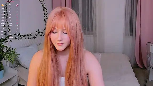 DelilahTaylor online show from October 19, 7:32 am