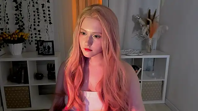 DelilahTaylor online show from April 25, 11:13 pm