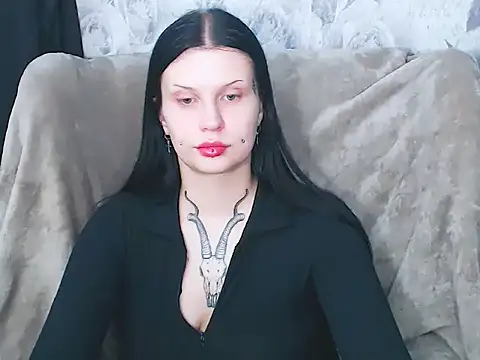 VenomDoll online show from March 15, 8:11 pm