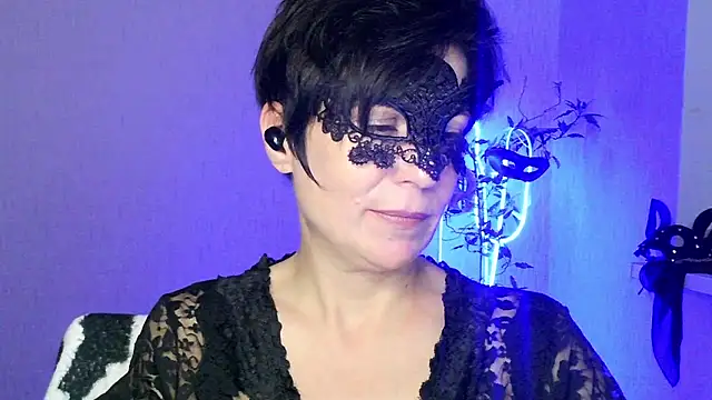 Ashley Brookss online show from November 23, 3:25 pm