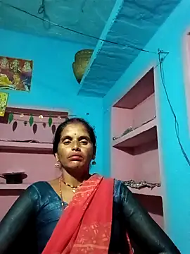 Snapshot of Mohni_cute chatting on October 20, 3:04 pm Mohni cute online show from October 20, 3:04 pm