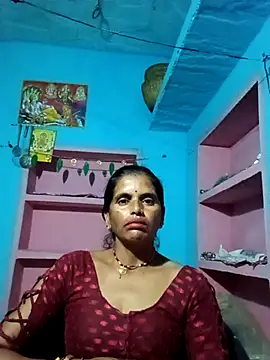 Snapshot of Mohni_cute chatting on October 22, 11:21 pm Mohni cute online show from October 22, 11:21 pm