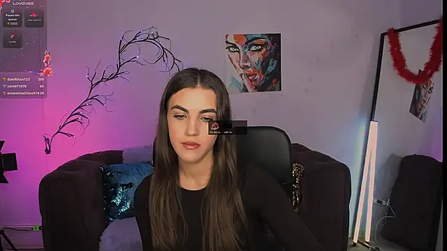 lina fox12 online show from November 12, 1:20 pm