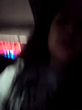 Snapshot of Khloekiss chatting on October 21, 12:47 am Khloekiss online show from October 21, 12:47 am