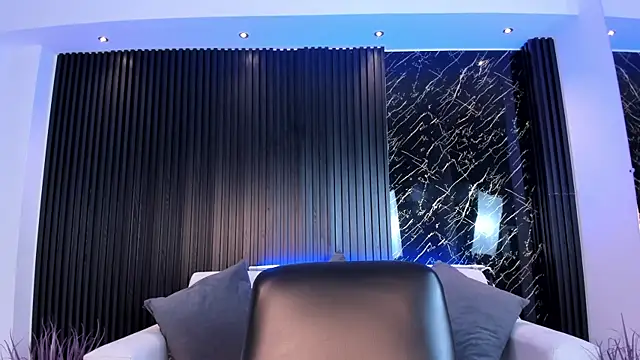 VenusCooper online show from November 24, 6:54 pm