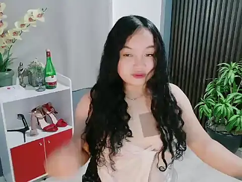 UrFavouriteCravings online show from December 17, 2:27 am