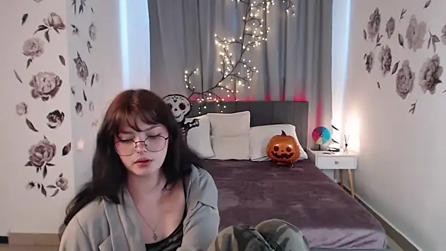 MileyRood online show from November 6, 12:05 am