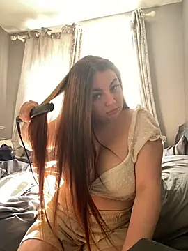MadelineLeah online show from July 14, 3:49 pm