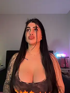 Niinarosee online show from April 20, 1:52 am