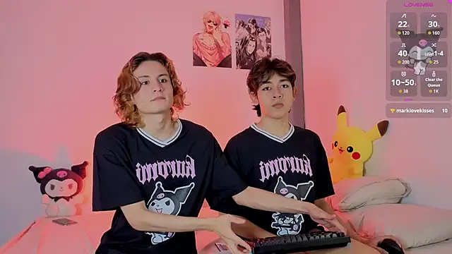 Snapshot of Darcy_and_Stolas chatting on October 21, 8:46 pm Darcy and Stolas online show from October 21, 8:46 pm