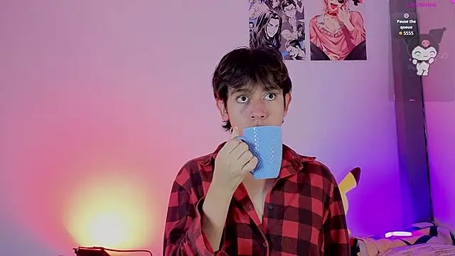 Snapshot of Darcy_and_Stolas chatting on October 12, 6:38 am Darcy and Stolas online show from October 12, 6:38 am