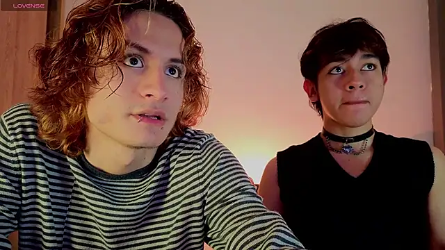 Snapshot of Darcy_and_Stolas chatting on October 5, 3:11 am Darcy and Stolas online show from October 5, 3:11 am