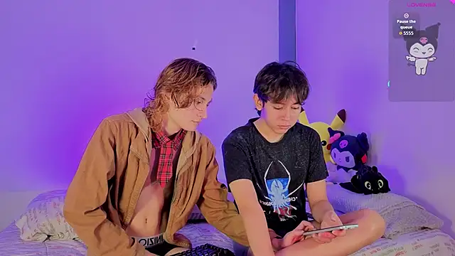 Snapshot of Darcy_and_Stolas chatting on October 20, 5:21 am Darcy and Stolas online show from October 20, 5:21 am