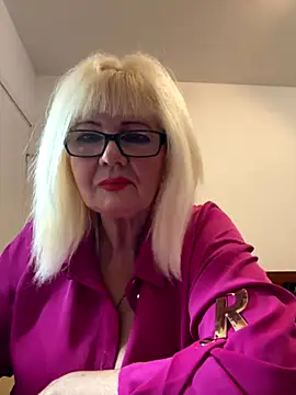 BoloshkaBlonda online show from October 18, 9:27 pm