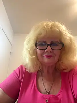 BoloshkaBlonda online show from October 20, 10:02 pm