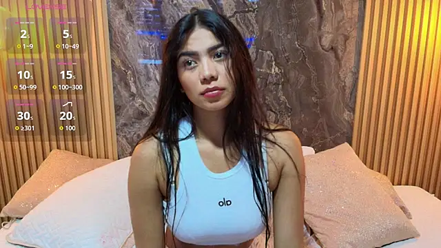 Snapshot of Pocahontas_sun chatting on October 3, 1:11 am Pocahontas sun online show from October 3, 1:11 am