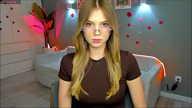 linakorvin online show from February 13, 1:46 pm