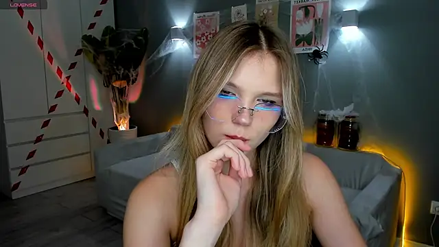 linakorvin online show from October 29, 1:26 pm