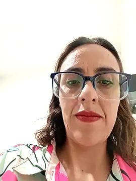 Jade 1-9 online show from October 14, 8:22 pm