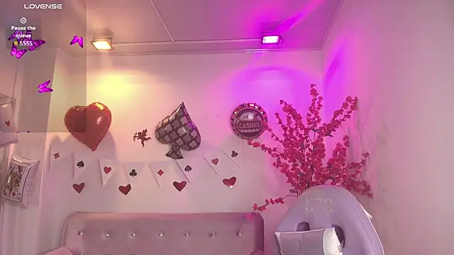 Summer miller online show from February 24, 11:31 am