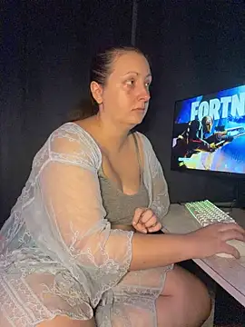 allnaturalmermaid online show from April 14, 3:39 am