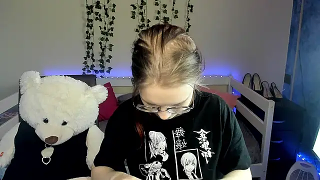 shy elina01 online show from November 5, 10:53 am