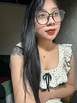 Snapshot of Linh5790 chatting on October 16, 3:25 pm Linh5790 online show from October 16, 3:25 pm