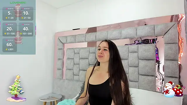 Henlly22  online show from December 15, 7:08 pm