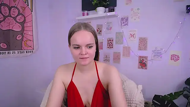 Snapshot of MargoBlonde chatting on October 17, 3:21 am MargoBlonde online show from October 17, 3:21 am