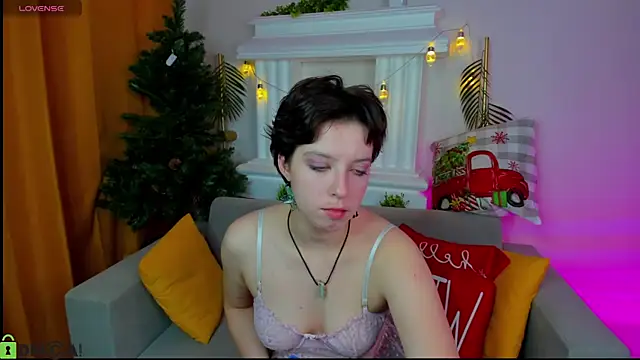 Sara Frayer online show from December 5, 2:11 am