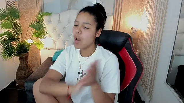 AriaVega online show from April 10, 12:55 pm