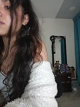 caramel doll   online show from November 3, 11:53 pm