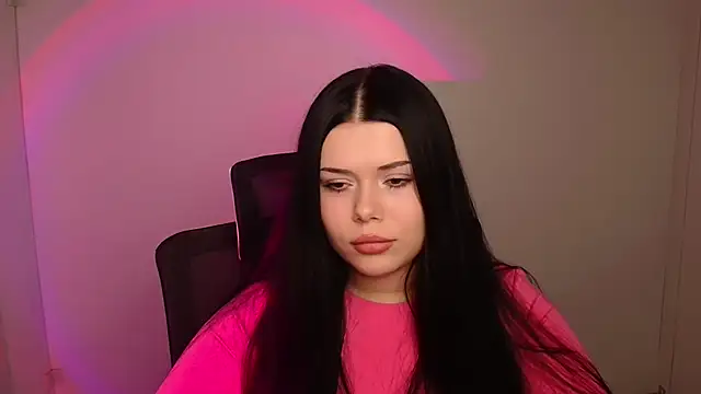 Mona Esty online show from October 23, 5:30 pm