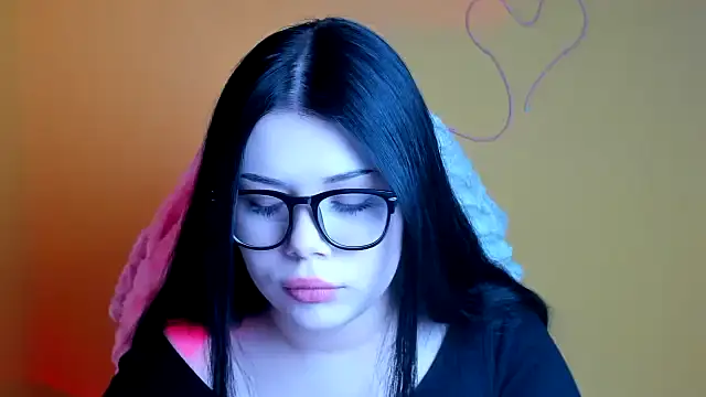 Mona Esty online show from November 13, 12:37 pm