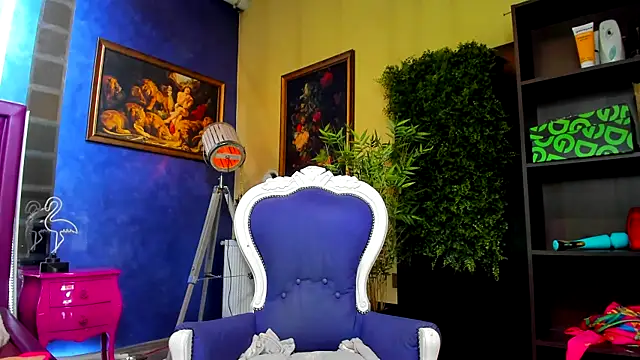 nicolepalmer online show from April 14, 10:37 am