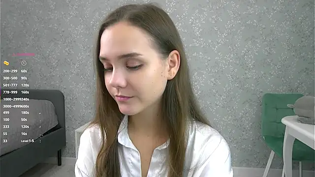 SweetSaraPie online show from October 18, 6:53 pm