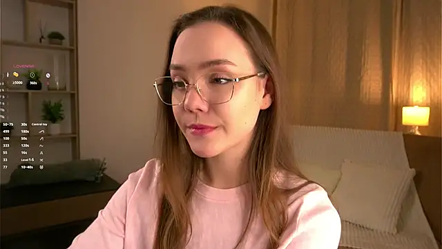 SweetSaraPie online show from February 15, 6:07 pm