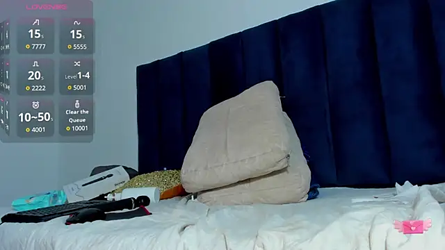 Ahilyn online show from December 4, 9:37 pm