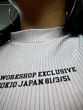 shannon kinne  online show from November 15, 10:49 am