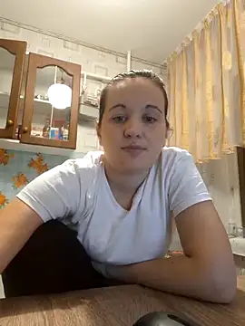 Lorie Jillian online show from October 25, 8:15 pm