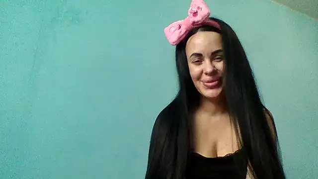 Snapshot of Stefaniyaxq chatting on October 22, 10:09 am Stefaniyaxq online show from October 22, 10:09 am