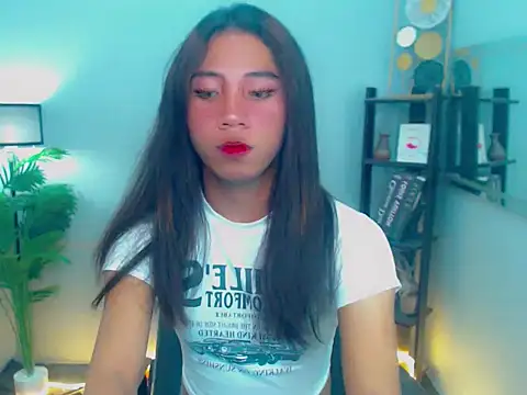 Seductive nathalie online show from October 22, 2:00 pm