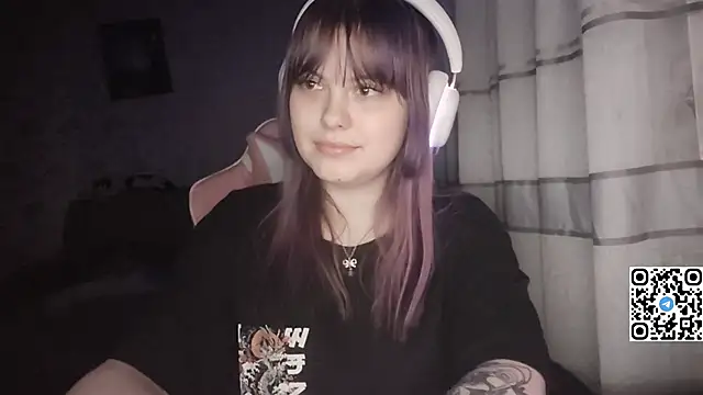 KristiBloom online show from February 21, 9:26 pm