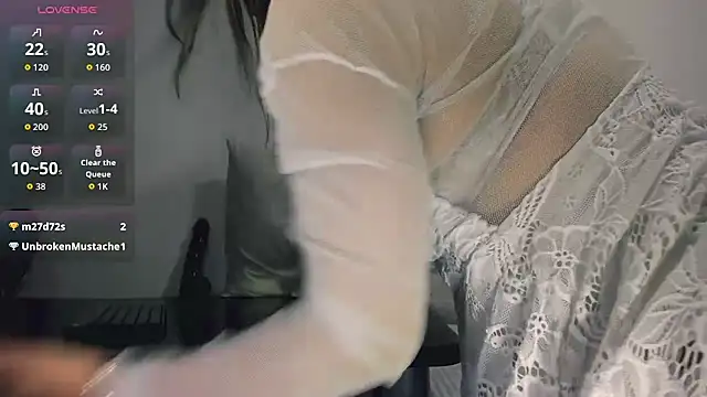 scarlett  m online show from December 17, 10:19 am