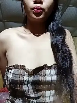 Snapshot of LeyLya chatting on October 9, 3:49 pm LeyLya online show from October 9, 3:49 pm