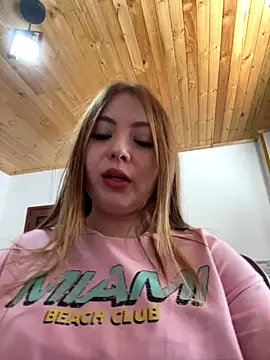 kattee adams online show from October 16, 3:36 pm