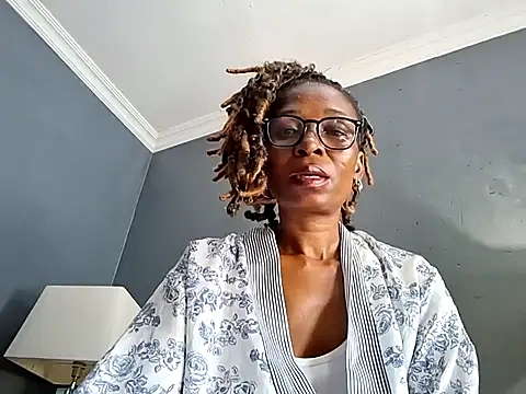 NaughtyCouga online show from April 14, 10:15 am